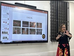Universidad de Carolina ( UPR) El Departamento de Justicia Criminal  ofrece la primera actividad taller: Lexicología de  la escena del crimen através de pruebas científica  .  Perito en investigación y reconstrucción de la escena del crimen .Febrero 2023